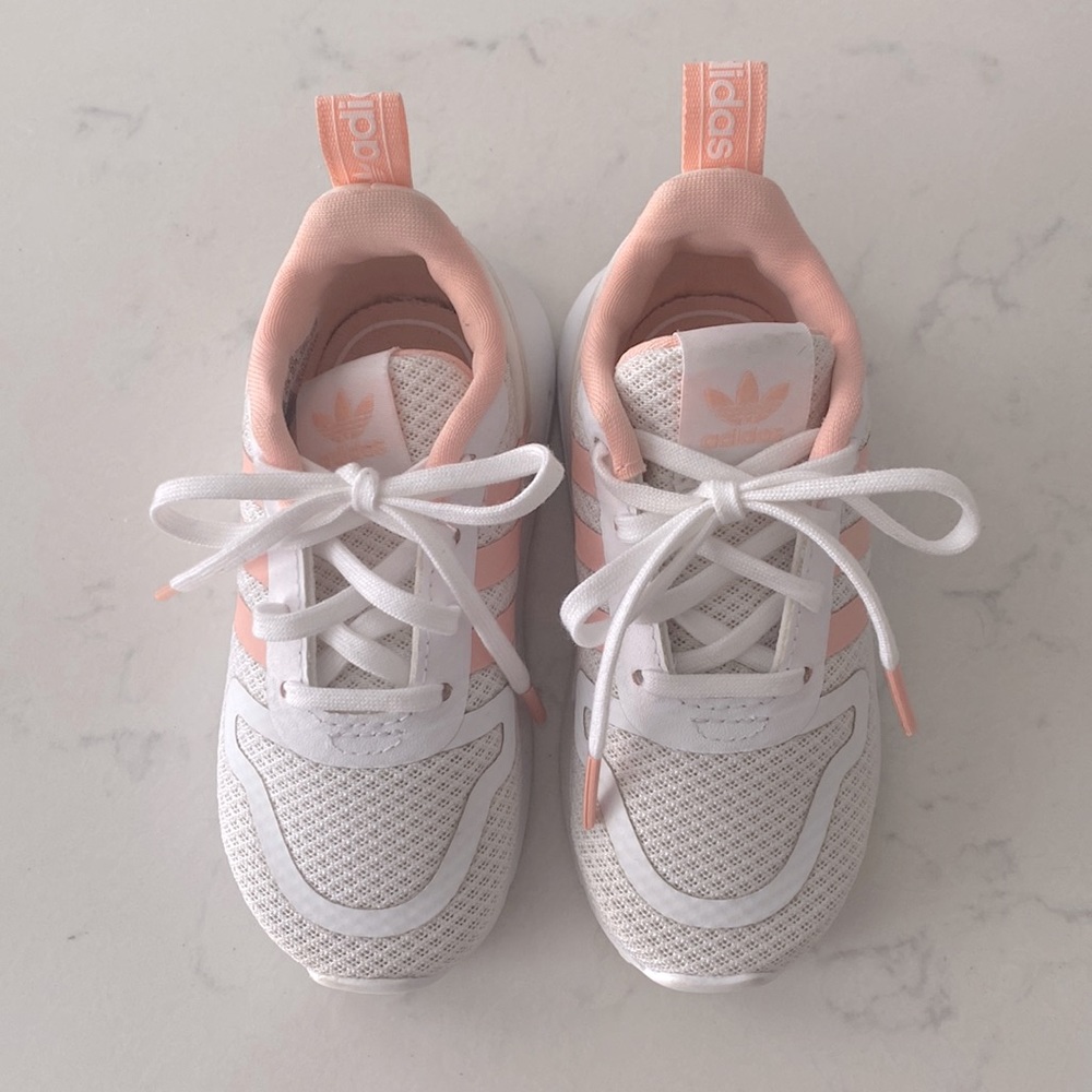 VGUC Adidas toddler sneakers